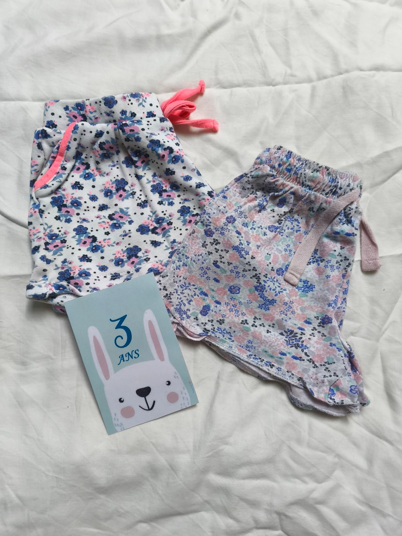 Lot de 2 shorts légers fille (3 ans)